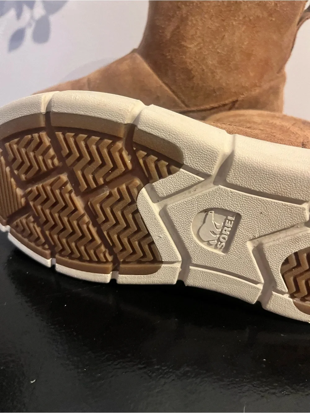 Sorel Youth Size 3 Waterproof Suede Boots in Chestnut Brown with Cream Sole